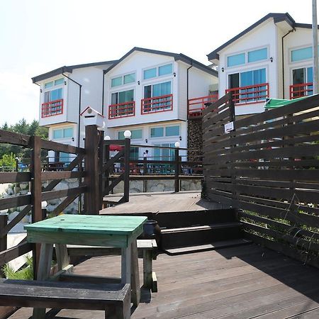 Gangneung Sea View Pension Exterior photo