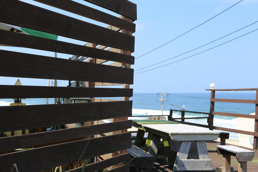 Gangneung Sea View Pension Exterior photo