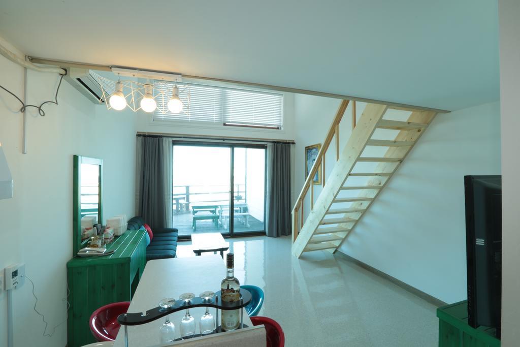 Gangneung Sea View Pension Exterior photo