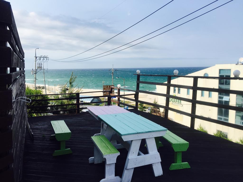 Gangneung Sea View Pension Exterior photo
