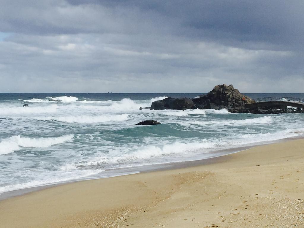 Gangneung Sea View Pension Exterior photo